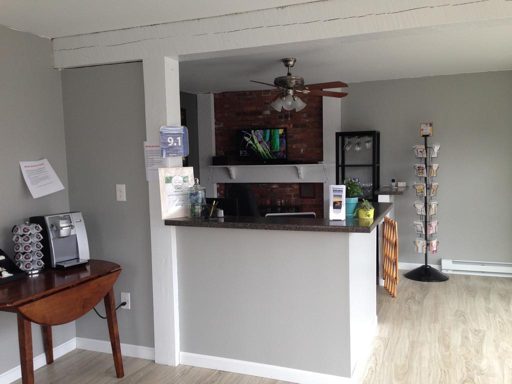 Bearskin Neck Motor Lodge Рокпорт Екстериор снимка