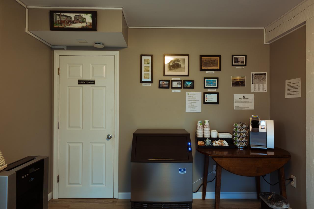 Bearskin Neck Motor Lodge Рокпорт Екстериор снимка